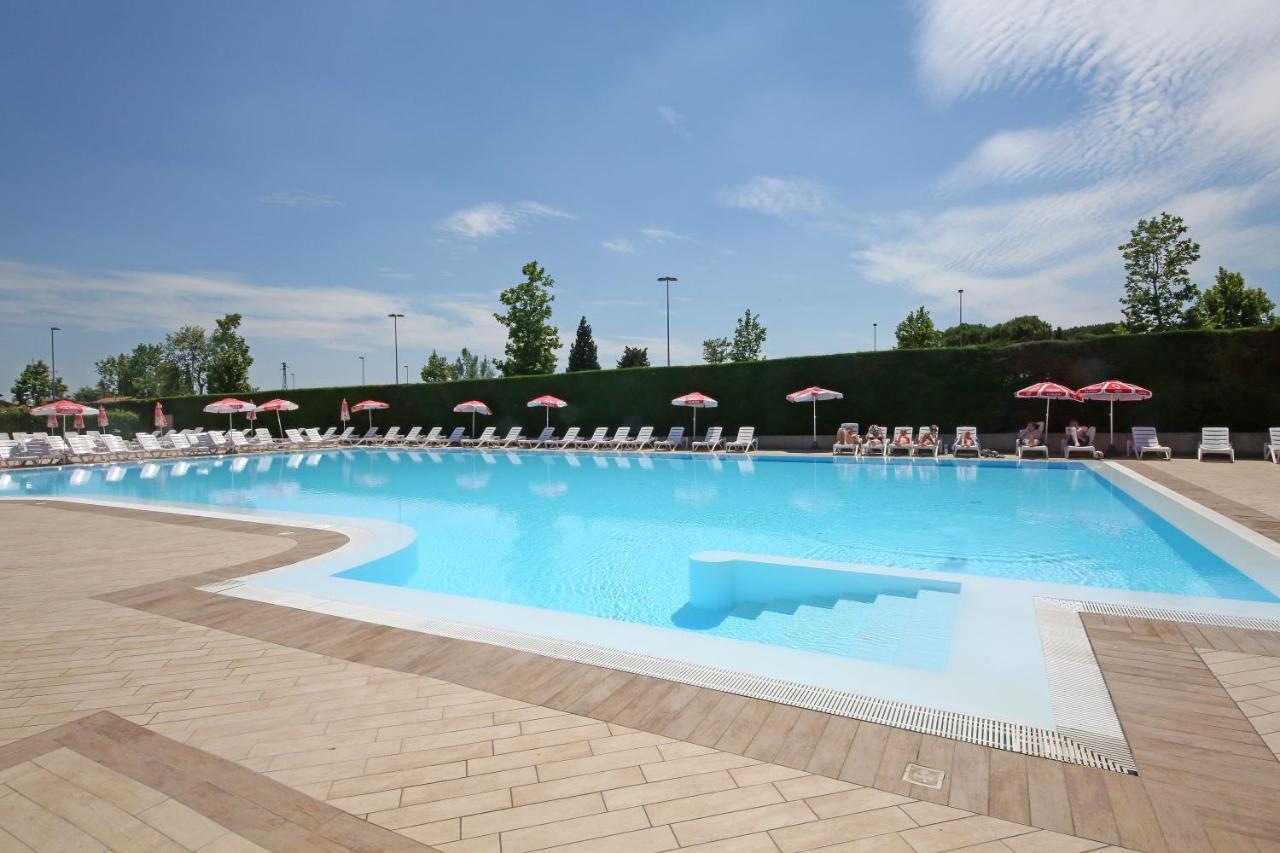 Residence Villaggio Tiglio Sirmione Exterior photo